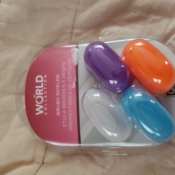 Toothbrush protection - Picture 1 of 2